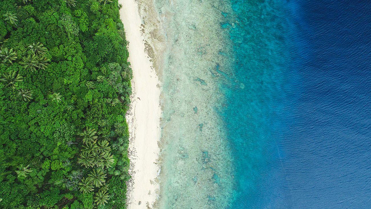 Hatta Island, Maluku