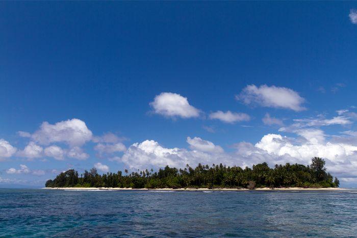 Pisang Island, Maluku