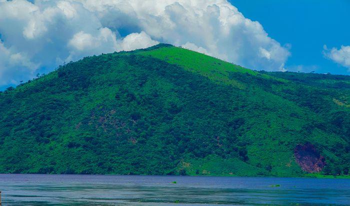 Serua Island, Maluku